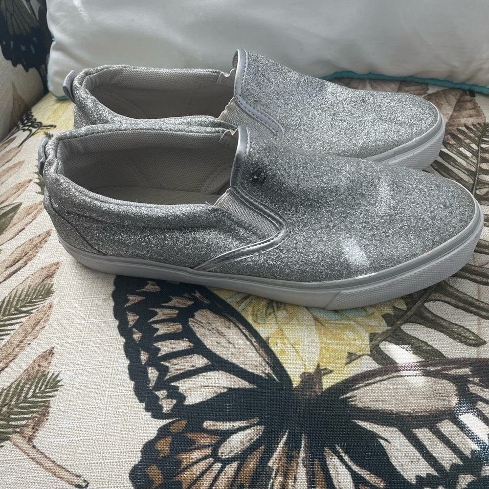 Juicy Couture Women's Charmed Glitter Slip-on Sneaker